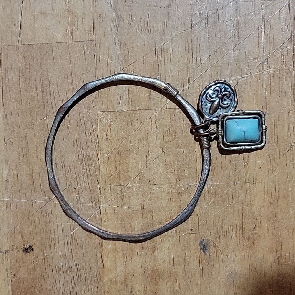 Turquoise & Silver Bangle Set - Picture 5 of 6